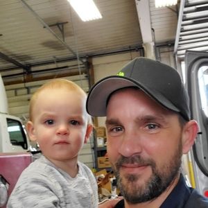 Meet your Posher, Carl